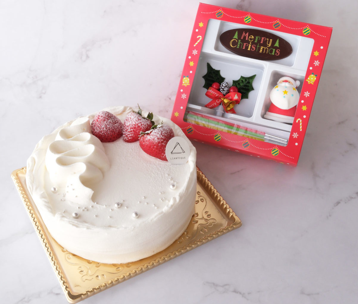 
<p>日頃よりLIANTIQUEをご利用いただき誠にありがとうございます👨‍🍳</p>



<p>オリジナルクリスマスショートケーキはご好評につき、<br>販売予定数に達しましたため、ご予約受付を終了させていただきました。<br>たくさんのお問い合わせをいただき、誠にありがとうございます。</p>



<p>なお、その他のケーキは引き続きご予約いただけます。<br>ご希望の方はお早めにお問い合わせください。</p>
